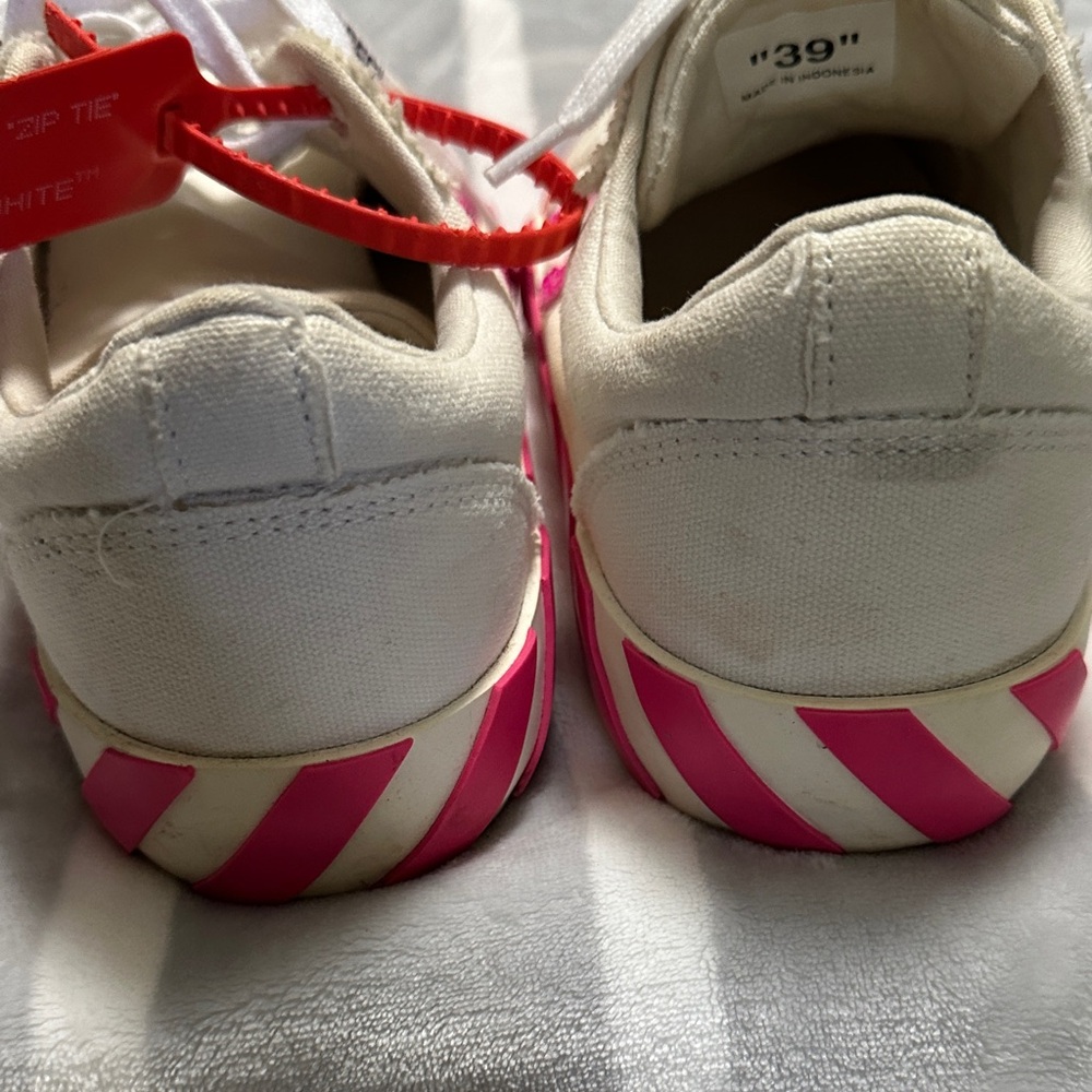 Off-White Pink Sneakers Size 39 - Picture 4 of 9